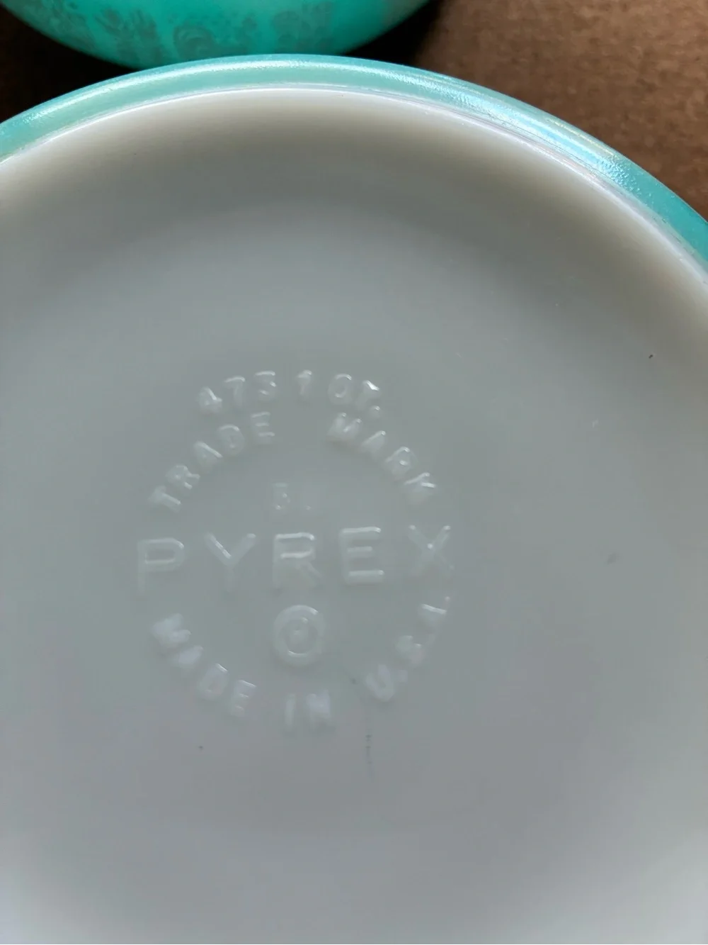 Vintage Pyrex Amish Butterprint set
